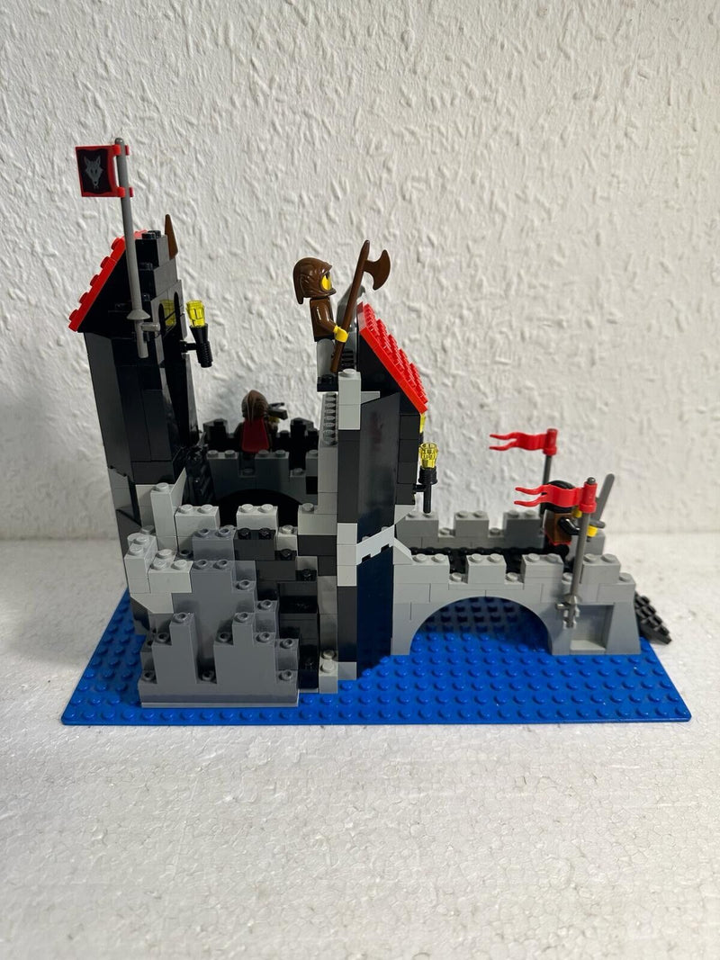 Lego 6075 Wolfspack Tower Set mit BA