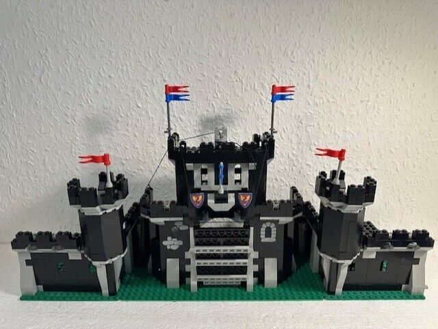 LEGO 6085 Black Monarch's Castle Ritterburg MIT BA