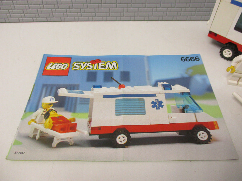 ( N11/3 ) LEGO System 6666 Krankenwagen mit BA