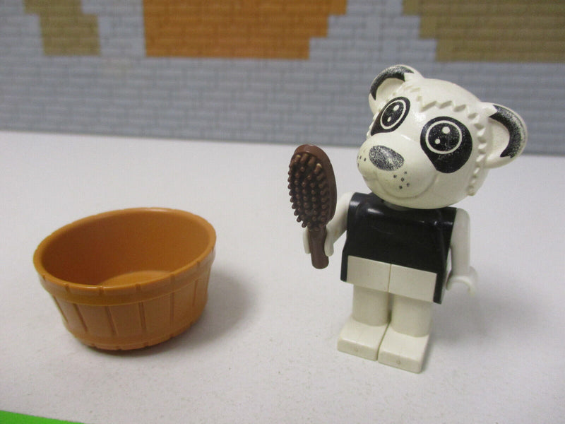 ( E14/3) Lego Fabuland Set Patrick / Peter Panda Takes a Bath  ( 3710 )