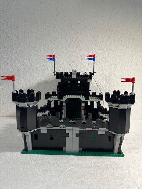 LEGO 6085 Black Monarch's Castle Ritterburg MIT BA