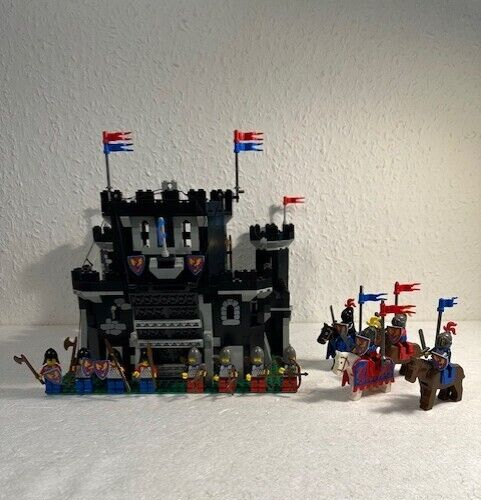 LEGO 6085 Black Monarch's Castle Ritterburg MIT BA