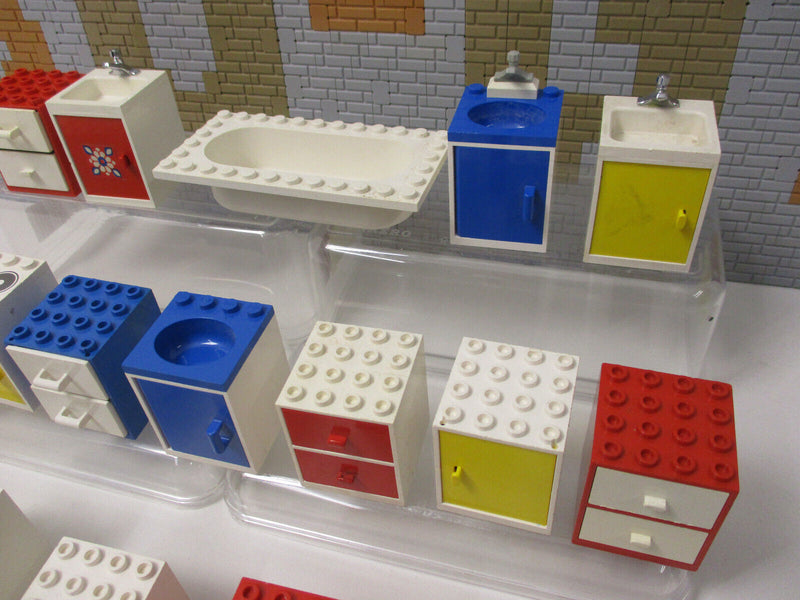 ( G13/4 ) Lego Möbel Schränke Backofen Badewanne Homemaker Puppenwohnung Haus