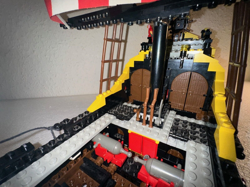 ( AH 8 ) LEGO 6285 BLACK SEAS BARRACUDA Piratenschiff mit OVP und BA