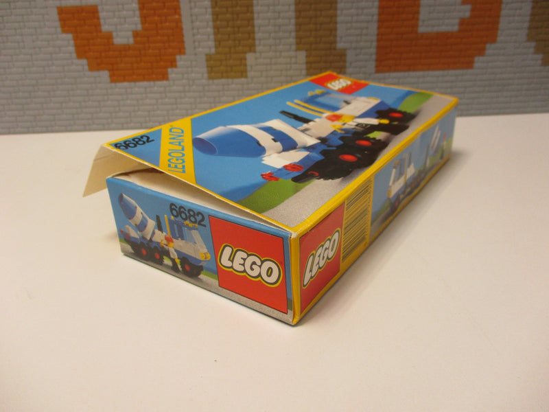 45382438