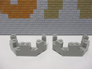 (L6/17) Lego 2x 6066 Burgturmspitze 4 x 8 x 2 1/3 Zinne alt hellgrau 6086 6079