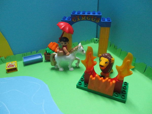 ( GB25 / 7 ) LEGO Duplo Zirkus Set Dompteurin Artistin Löwe Pferd