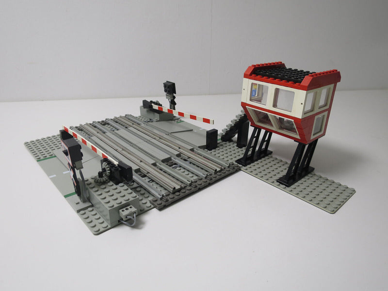 ( AH 7 ) Lego 7866 Elektrischer Bahnübergang 12V OVP & BA mit Inlay Komplett