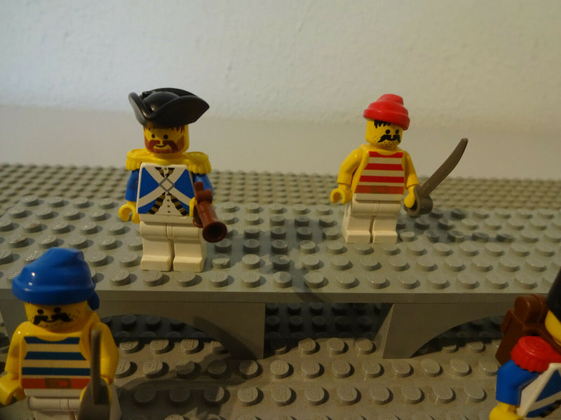 ( B11 / 19 ) Lego Figuren Aus 6273 Rock Island Refuge Piraten Soldaten Blaurock