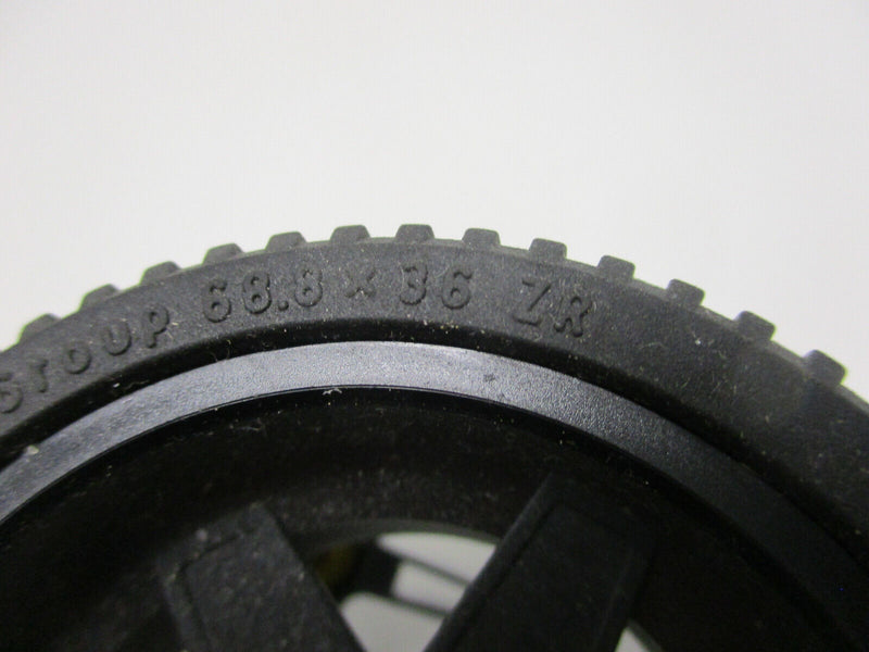 4  Lego Technik Technic Rad Räder Reifen mit Felge + Radkappe 68.8 x 36 ZR