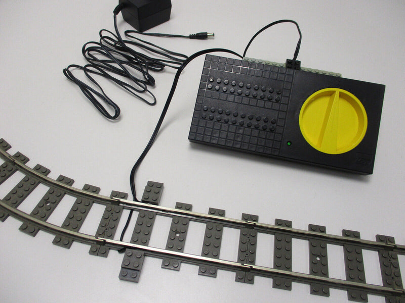 Lego 9V Schienen Oval 16x 4520 3x 4515 + Anschlußgleis Trafo Netzteil Eisenbahn