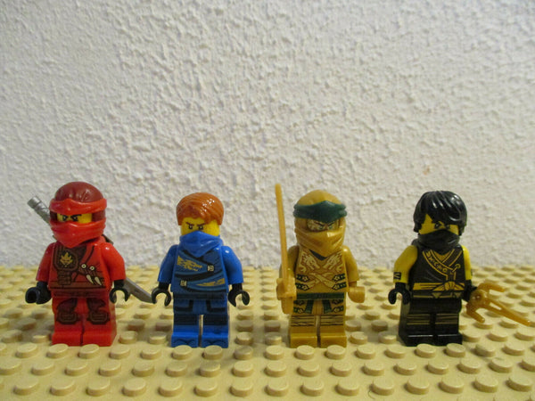 (D2-2/11) Lego Ninjago 4 Figuren Kai Lloyd Jay Cole Sammlung