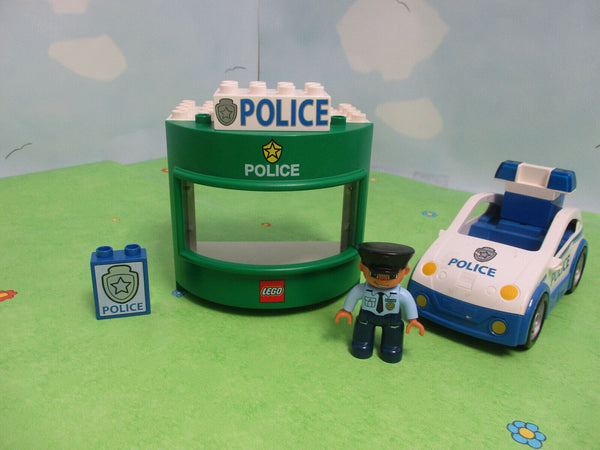 (R1/S1/5) LEGO Duplo Polizei Revier Haus mit Polizeiauto und Figur