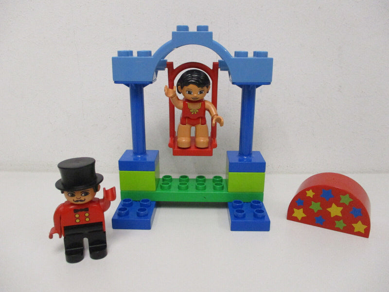( RB5 / 2 )  LEGO Duplo Zirkus  Artistin mit Schaukel Direktor