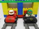 ( RB8/2 ) LEGO Duplo Race Action Autorenn mit 2 Abschuss Rampen 3085