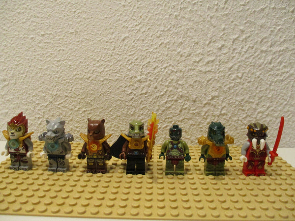 ( D2/7-5 ) LEGO Chima Figuren Set