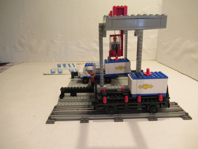 ( AH 7 ) Lego 7823 Containerkran Depot Eisenbahn MIT BA  KOMPLETT