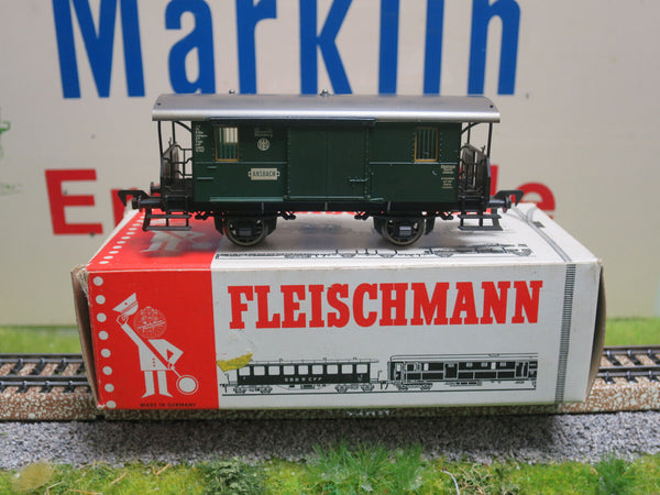 ( J10 / 3  ) Fleischmann 5055 Gepäckwagen H0 mit OVP guter Zustand
