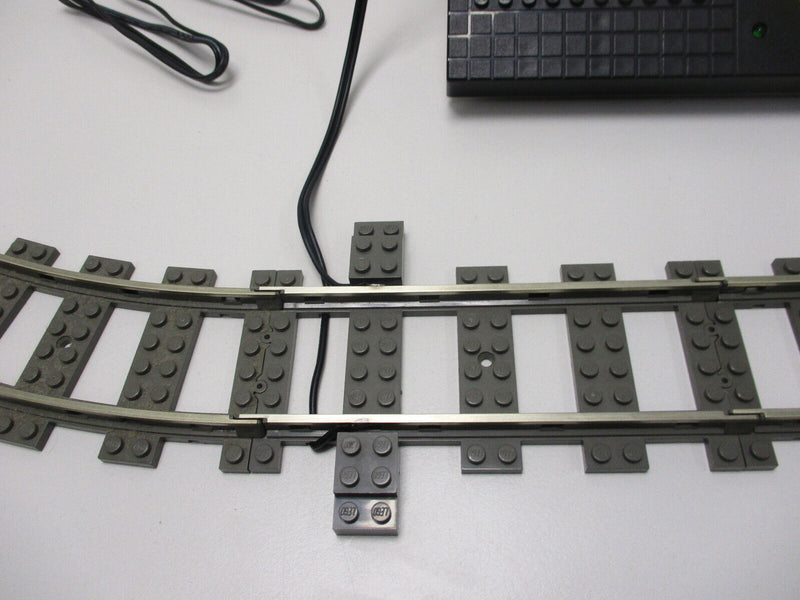 Lego 9V Schienen Oval 16x 4520 3x 4515 + Anschlußgleis Trafo Netzteil Eisenbahn