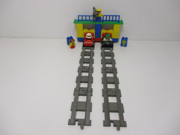 ( RB8/2 ) LEGO Duplo Race Action Autorenn mit 2 Abschuss Rampen 3085